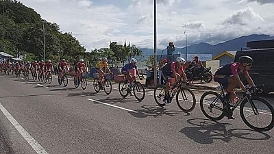 15FB_IMG_1541778482120