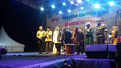 16FB_IMG_1546401651310