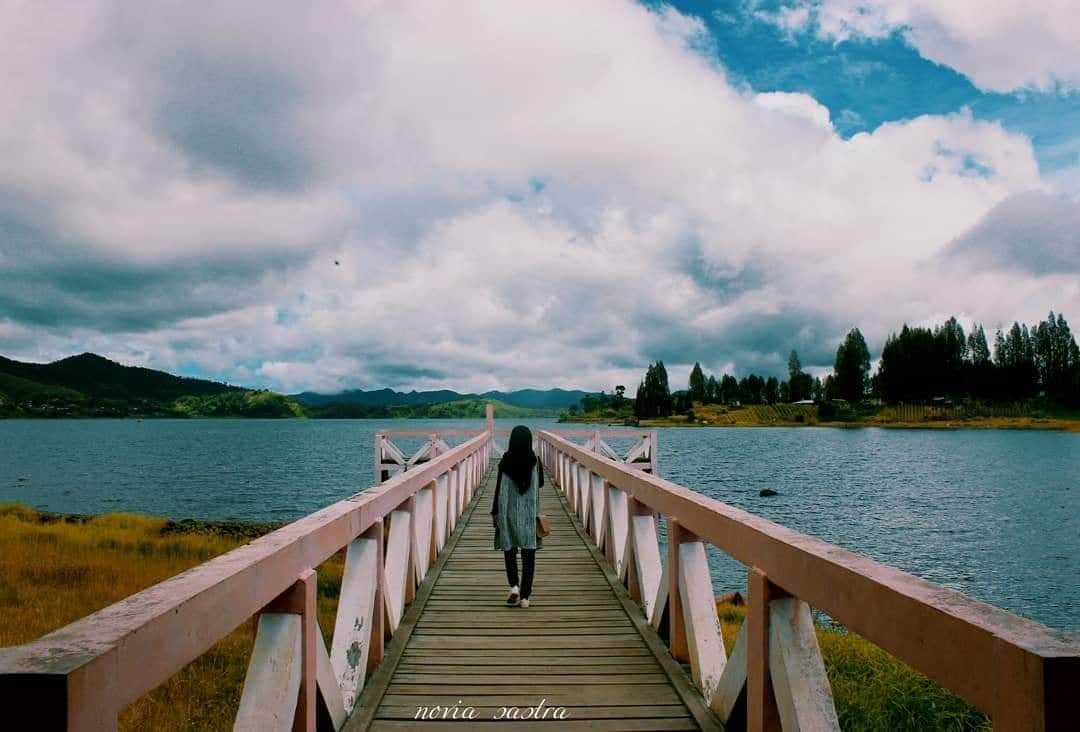 Telah tersedia paket Tour liburan di Danau Kembar